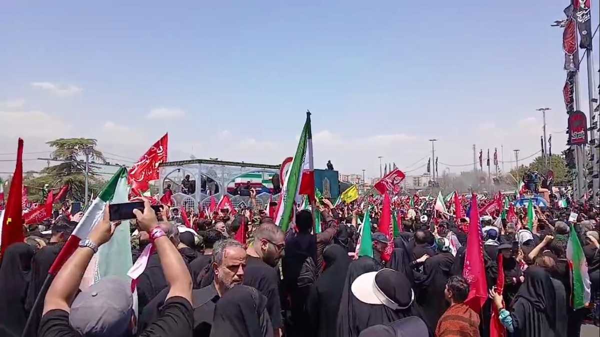 آقای شهید ما دارد برای همیشه از تهران می رود