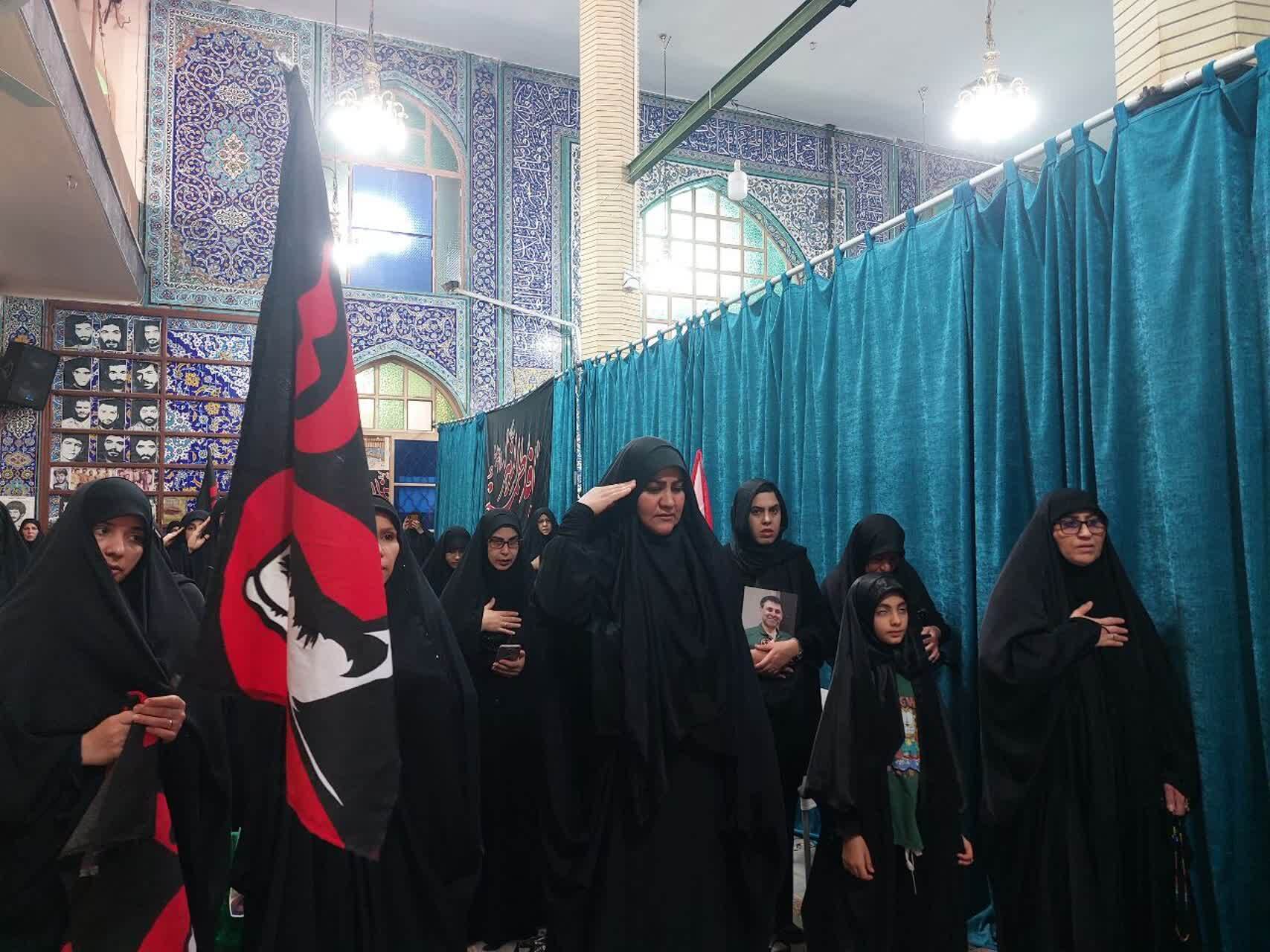 حضور حجت الاسلام والمسلمین موسوی فرد در مراسم هفتم رهبر شهید انقلاب با حضور خرمشهریها در مسجد جامع