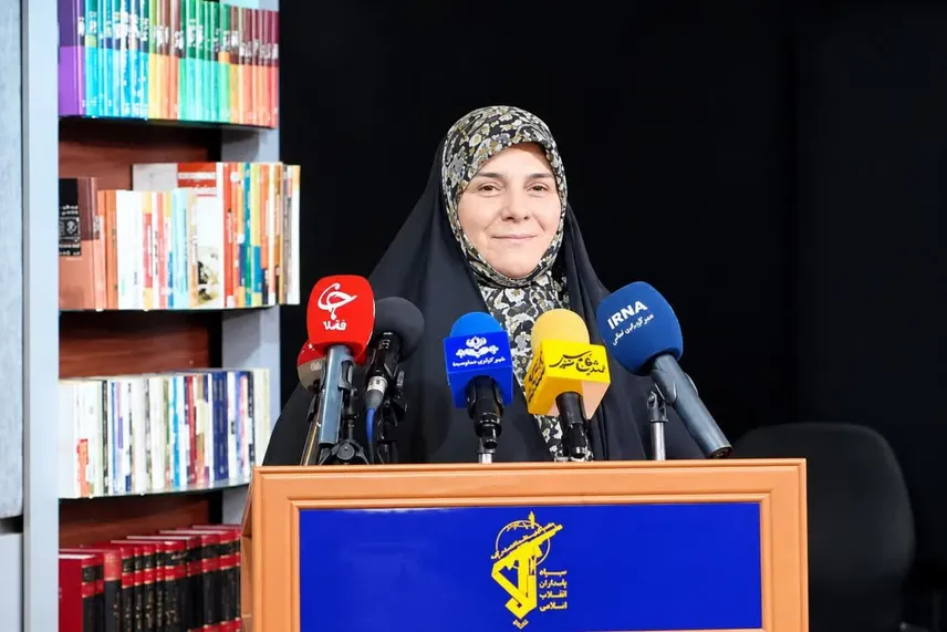 «سخت ولی شیرین» تابلوی جامع مجاهدت زنان در جنگ است / تجلی شجاعت، امدادگری و جانبازی بانوان در خاطرات خانم اشکیان