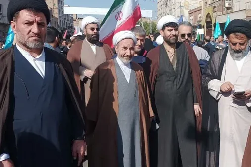 حضور مسئول نمایندگی ولی فقیه در نیروی زمینی سپاه در راهپیمایی بیست و دوم بهمن ماه ۱۴۰۳ اهواز