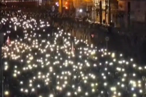 اینها از صبح زیر بمباران و سایه تهدید هستند؛ ولی انگار نه انگار