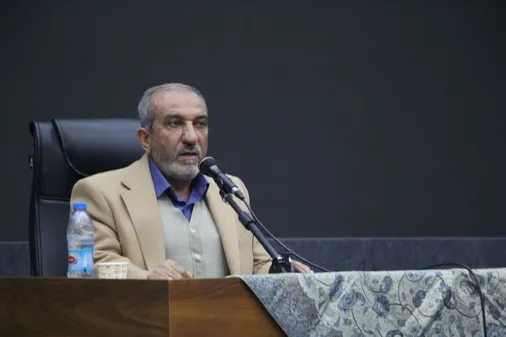 مادران و همسران رزمندگان، اولین پشتیبانان جبهه و جنگ بودند