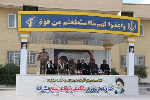 صبحگاه اقتدار نیرو&zwnj;های مسلح و بسیجیان در شهرستان مهریز برگزار شد
