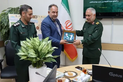 دیدار فرمانده سپاه انصار الرضا (ع) با مدیرکل آموزش و پرورش استان خراسان جنوبی