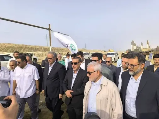 بازدید معاون اجرایی رئیس&zwnj;جمهور و فرمانده قرارگاه سازندگی خاتم&zwnj;الانبیاء(ص) از پروژه راهبردی راه&zwnj;آهن چابهار&ndash;زاهدان