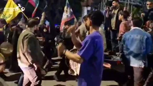 مردم کرمانشاه مثل همیشه برای حمایت از وطنشان به میدان آمدند و لبیک&zwnj;گویان بار دیگر انزجار خود را از استکبار فریاد زدند