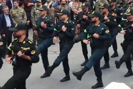 نمایش عظیم اقتدار ملی و رزمایش جان&zwnj;فدا برای ایران امام رضایی