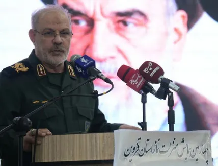 به اذن الهی در جنگ نهایی ابرقدرت مطلق جهان خواهیم شد