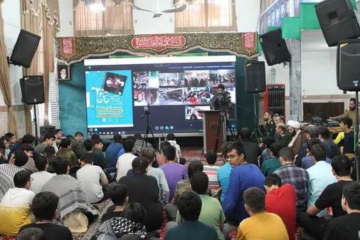 افتتاحیه اعتکاف دانش آموزی در ۷۲ محله شهر کرج با حضور فرمانده سپاه استان البرز