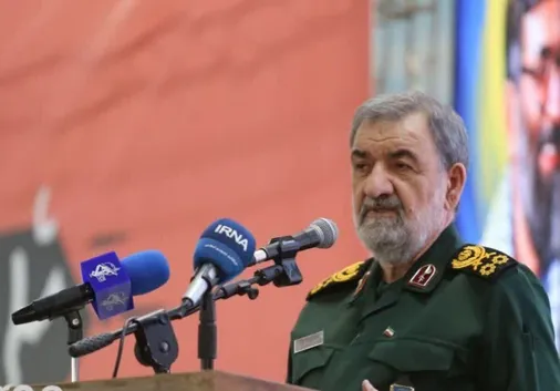تشییع باشکوه رهبر انقلاب معادلات منطقه را تغییر داد؛ انتقام حق مسلم ملت ایران است