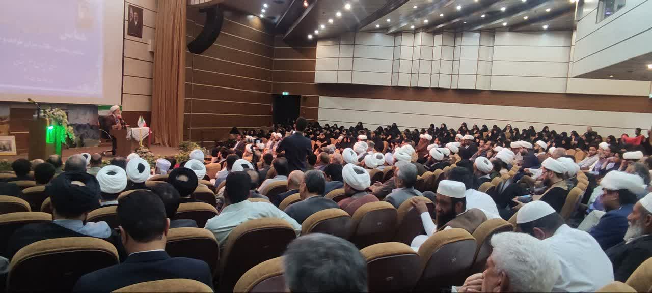 وحدت و رفع محرومیت، از مهم‌ترین نیازهای سیستان و بلوچستان است