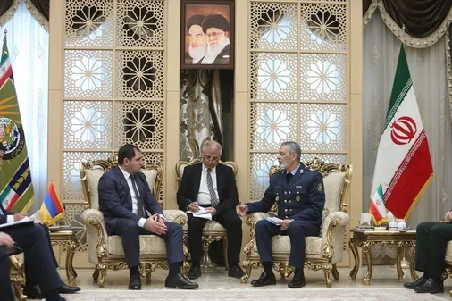 درصورت هرگونه اشتباه تلفات سنگینی به دشمن وارد خواهیم کرد