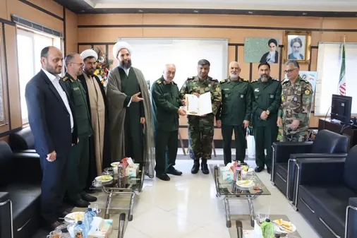 روز ارتش یادآور ایثار و از خودگذشتگی هزاران شهیدی است که از میهن اسلامی حفاظت کردند