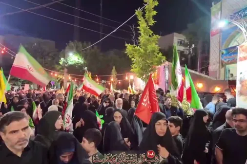 شور حسینی در خیابان آزادی رجایی&zwnj;شهر کرج