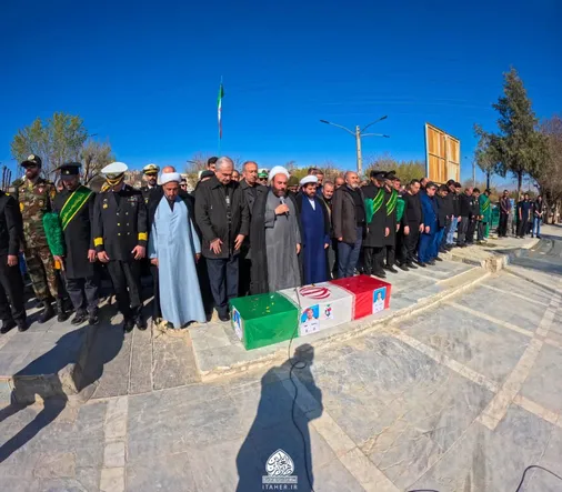 مراسم تشییع پیکر شهید&zwnj;محمدحسین قهرمان&zwnj;وند در امامزاده طاهر علیه السلام