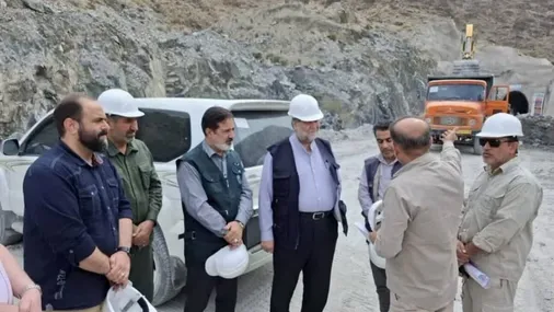بازدید میدانی جانشین فرمانده قرارگاه سازندگی خاتم&zwnj;الانبیاء (ص) از قطعات مختلف پروژه راه&zwnj;آهن راهبردی چابهار&ndash;زاهدان