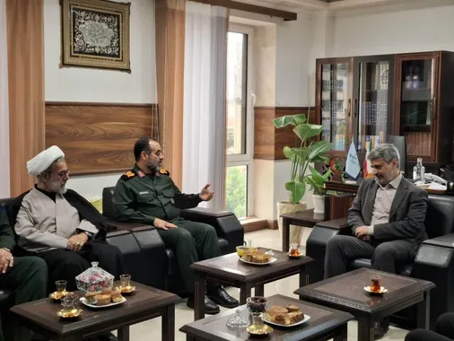 دیدار فرمانده سپاه قدس با  مسئولان قضایی استان گیلان