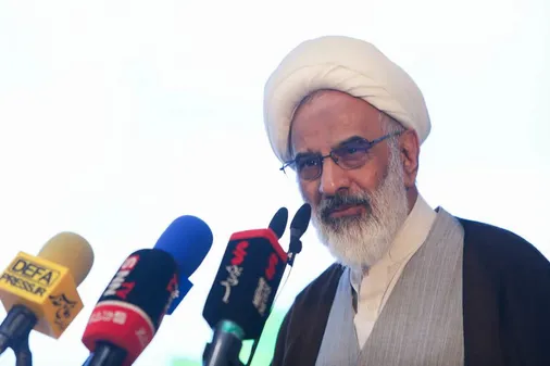 نماز ابزار پرواز انسان و کارخانه تربیت مجاهدان انقلاب است