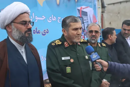 آیین اهدای ۲۰۰ سری جهیزیه به زوج های جوان گلستانی