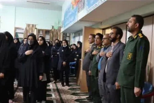 گرامیداشت ۱۳ آبان و هفته بسیج دانش&zwnj;آموزی در دبیرستان فرزانگان بم
