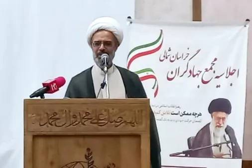 سپاه و بسیج در مسیر خدمت به مردم و پیشبرد اهداف نظام، همواره در تلاش&zwnj;اند