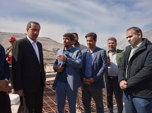 بازدید نماینده مجلس و فرماندار خرم&zwnj;آباد از پروژه تقاطع غیرهمسطح امام رضا (ع)