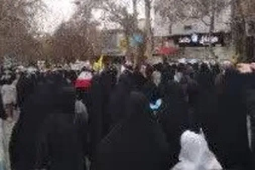 راهپیمایی ۲۲ بهمن در شهرستان&zwnj; کنگاور با حماسه حضور ملت شهیدپرور برگزار شد.