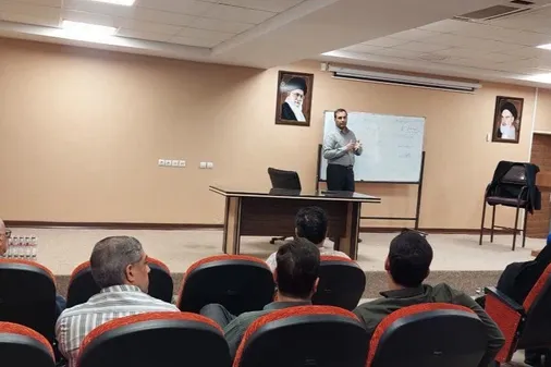 برگزاری کارگاه آموزشی امداد و نجات و پدافند غیرعامل با حضور ۵۸ نفر از اعضای گردان&zwnj;های جهادگران عاشورایی