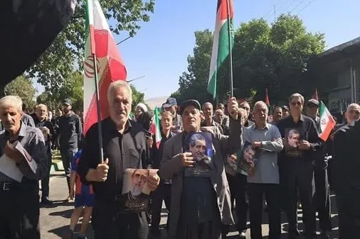 وداع مردم استان کرمانشاه با پیکر مجاهد شهید &laquo;حاج رمضان&raquo; در سنقروکلیایی
