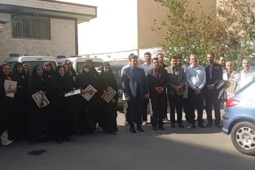 تجلیل مسئول سازمان بسیج شهرداری کرج، از پرستاران درمانگاه شهید کلانتری