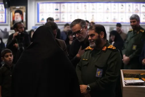 نور اشک و ارادت ثبت لحظات نادر از مراسم خیمه مادری در بیت&zwnj;الزهرا موقوفه حاج قاسم سلیمانی