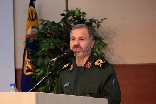 جهاد تبیین نباید در حد شعار باقی بماند
