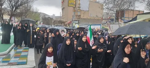 اسلام&zwnj;آبادغرب یکپارچه در صحنه؛ تجلی عشق مردم به انقلاب و رهبری