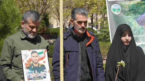 نهال انقلاب اسلامی امروز به بار نشسته است