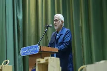 سپاه مدرسه انسان‌ساز است/ ۱۱۰۰ نفر از شهدای استان همدان سرباز بودند