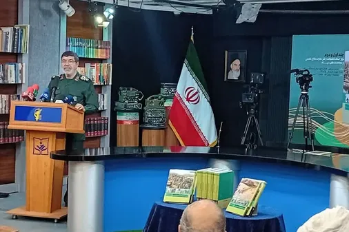 هیچ کشوری در حوزه دفاع و امنیت به پای جمهوری اسلامی ایران نمی&zwnj;رسد / خانه برای سرداران سپاه، همان سنگر و میدان مأموریت است