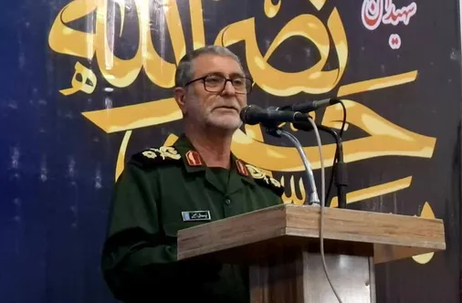 دشمن با فشار اقتصادی به دنبال اهداف خود است