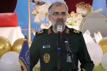 خدمت رسانی بی منت به مردم اولویت اساسی سپاه و بسیج استان است / به شما فرزندان عزیز توصیه میکنم ایمان را در راس امور زندگی خود قرار دهید