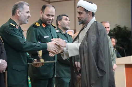 آئین تجلیل از پاسداران نمونه و برترین های حوزه امر به معروف