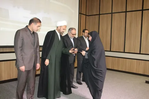 مراسم گرامیداشت میلاد حضرت فاطمه زهرا (س) و روز زن در دادگستری کرمانشاه برگزار شد