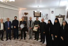 دیدار فرمانده سپاه قائم آل محمد (عج) استان سمنان با خانواده شهید نوروزعلی ایمانی نسب