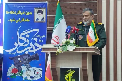 رسانه فاصله میدان نبرد و خیابان را از بین برد/خبرنگاران، صاحبان میدان امید و منادیان وحدت بودند