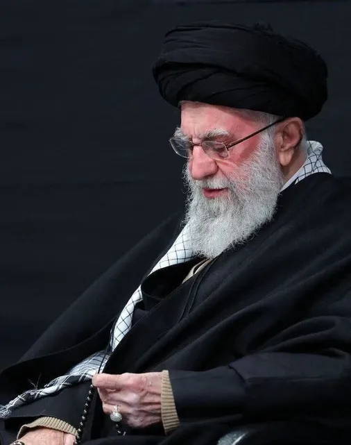 "جان&zwnj;فدا"؛ ویژه&zwnj;برنامه کرمانی&zwnj;ها برای حُرمت اربعین رهبر شهید و بیعت با رهبر جدید
