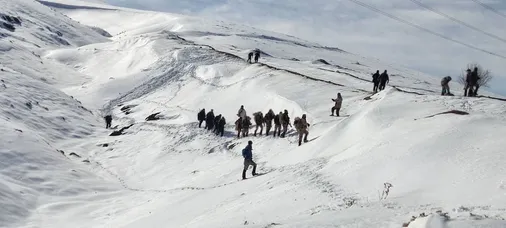 تمرین رزم تکاوران نیروی زمینی سپاه در یخبندان کوه سبلان