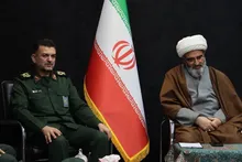 دیدار فرماندهان و جمعی از کارکنان سپاه استان سمنان با نماینده ولی فقیه در استان به مناسبت اعیاد شعبانیه