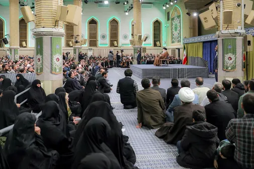 دیدار مداحان اهل&zwnj;بیت علیهم&zwnj;السلام با رهبر انقلاب