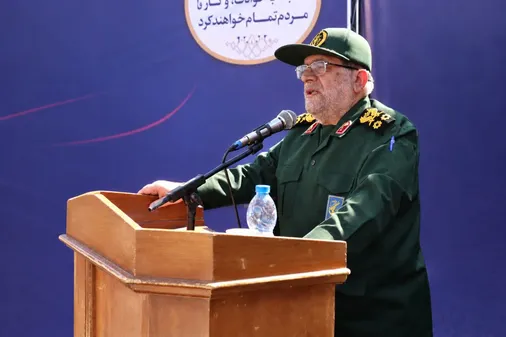 دشمن نه تنها نتوانست خدشه&zwnj;ای به نظام وارد کند، بلکه آن را قدرتمندتر کرد