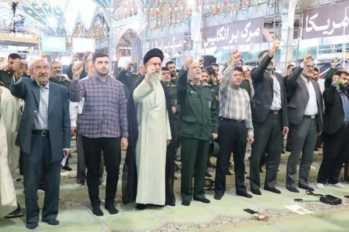 حضور نیروهای نظامی استان اصفهان در نماز جمعه شهر اصفهان