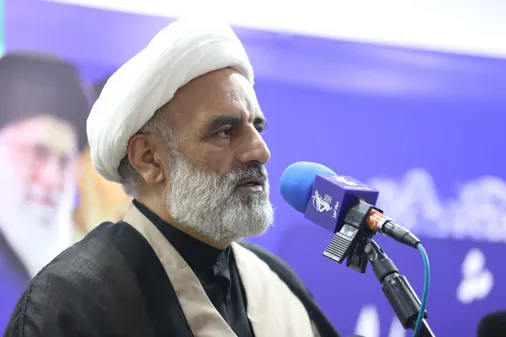قلم منشأ تحول است و قلم شیوا برنده تر و تأثیرگذارتر است