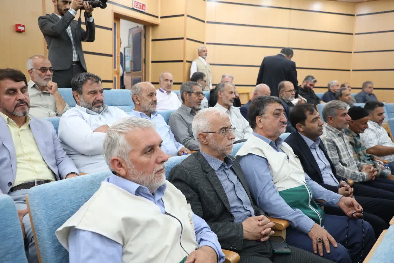 حضور سردار شوقانی در آیین تجلیل از موکبداران و پیرغلامان اربعین حسینی ۱۴۰۵ استان سمنان حضور سردار شوقانی در آیین تجلیل از موکبداران و پیرغلامان اربعین حسینی ۱۴۰۵ استان سمنان
